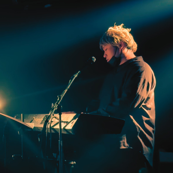 アーティスト写真