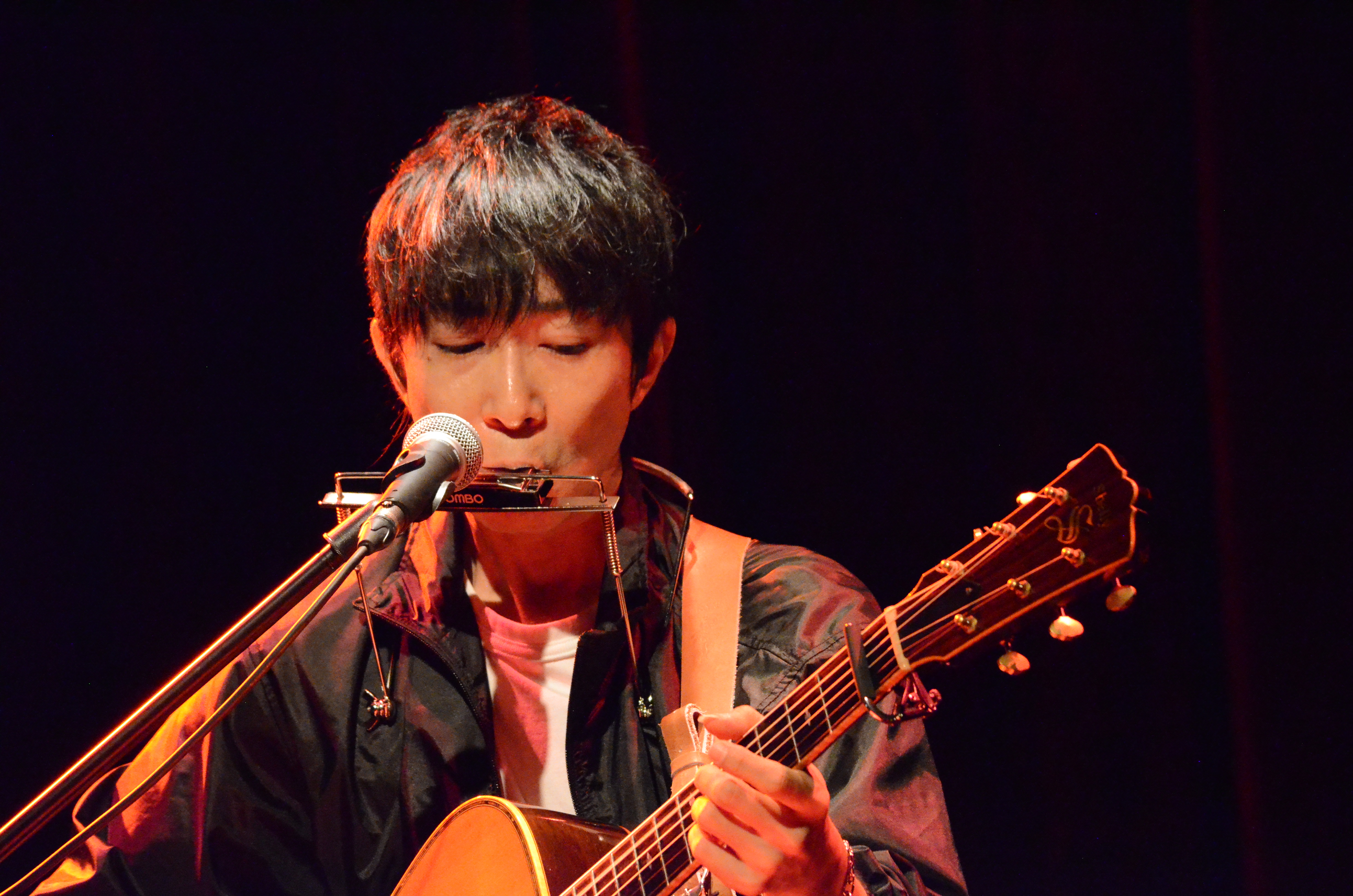 アーティスト写真