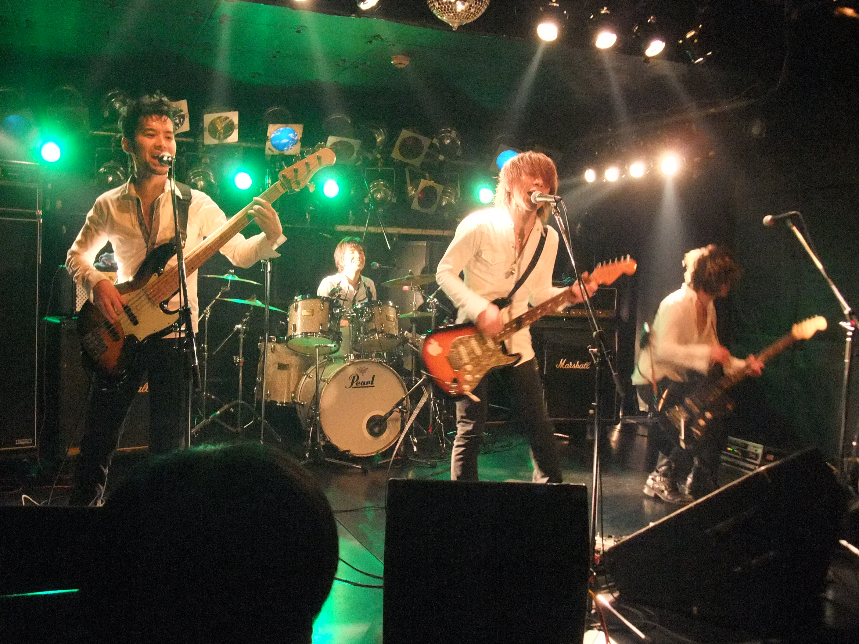 アーティスト写真