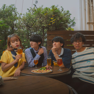 アーティスト写真